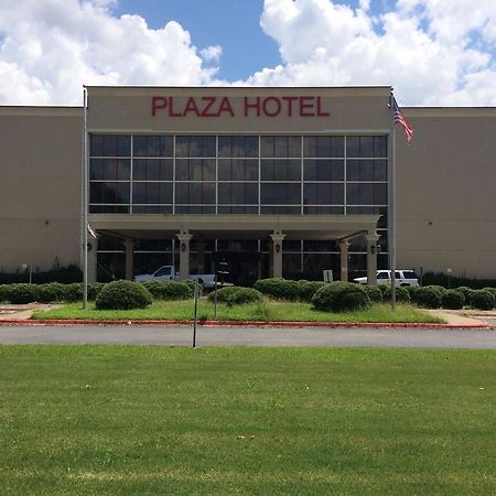 Plaza Hotel And Suites Pine Bluff Bagian luar foto