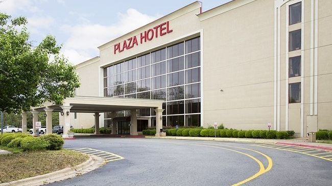 Plaza Hotel And Suites Pine Bluff Bagian luar foto